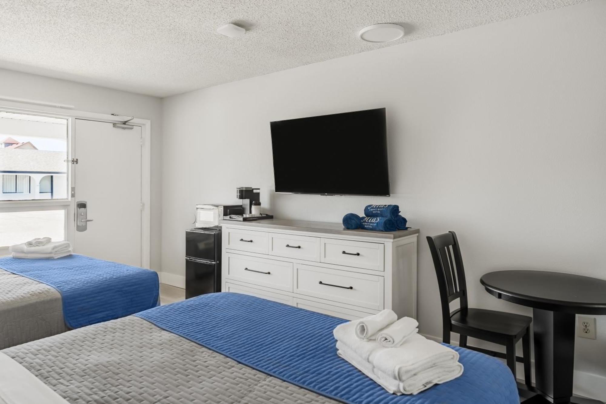 Mia's Boutique Hotel Nags Head