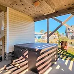 Dockside Landing