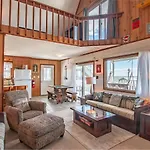 5723 - Urban Gorilla By Resort Realty