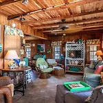 5470 - Little Outlaw By Resort Realty