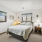 5862 - Ponton By Resort Realty