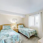 Oregon Inlet Getaway