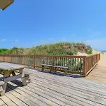 6137 Harper Oceanfront