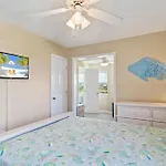 7081 Southern Breeze Oceanfront Pool Hot Tub