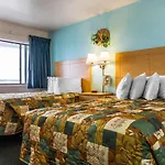 Seahorse Inn & Cottages