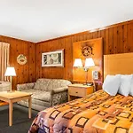 Seahorse Inn & Cottages