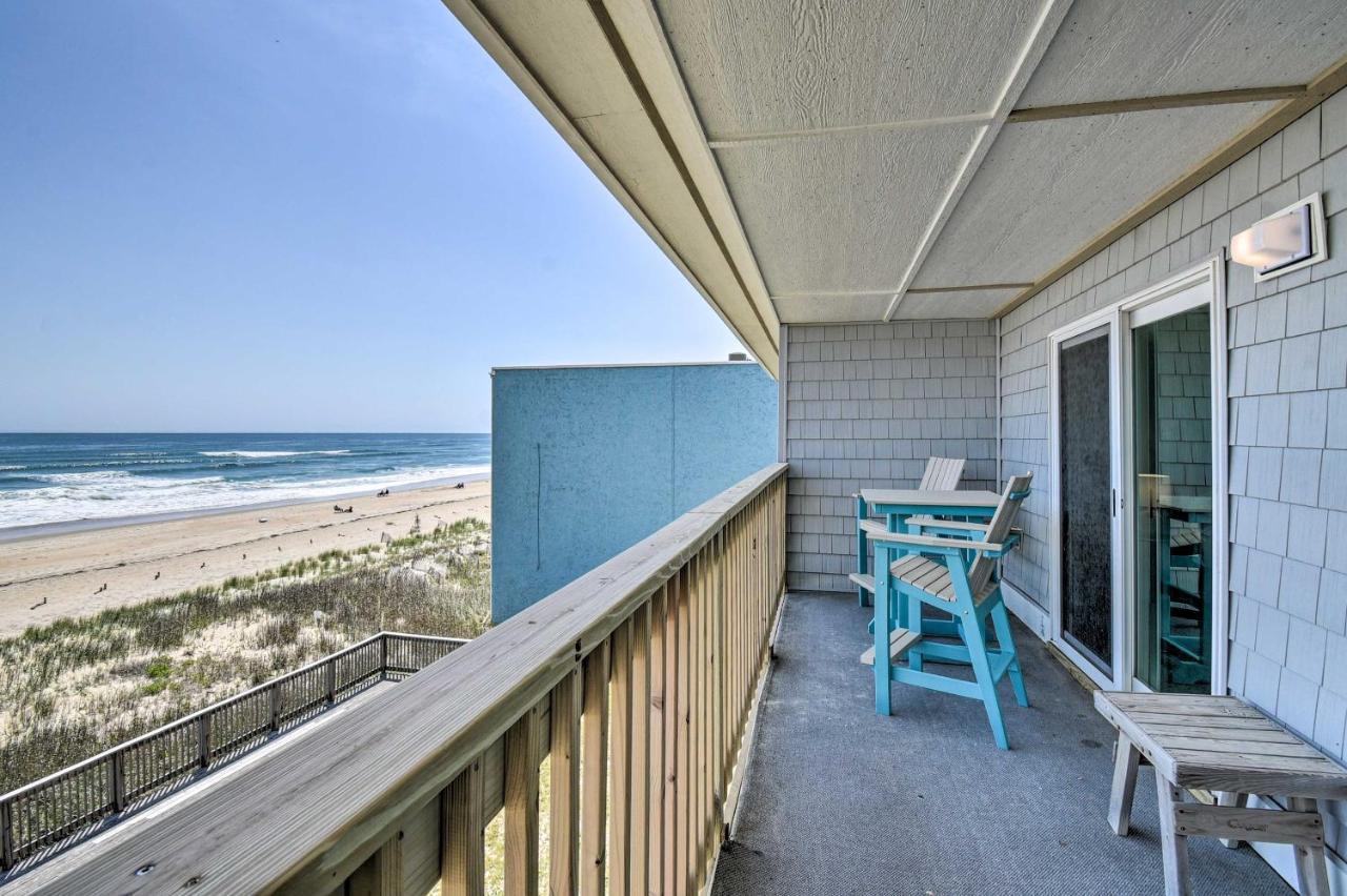 Beachfront With Private Balcony! Apartment