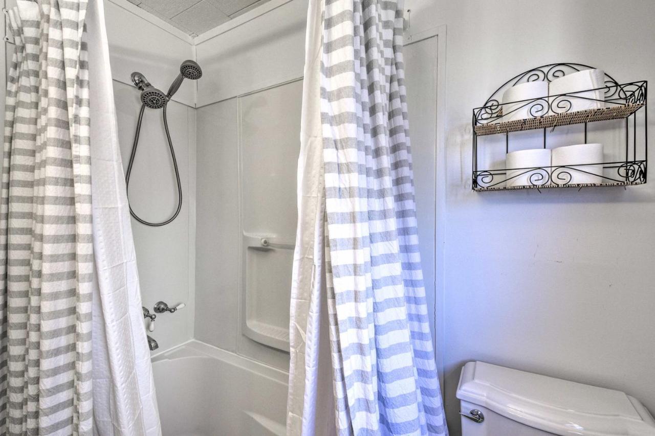 Screened Porch, Walk To Beach! * Nags Head