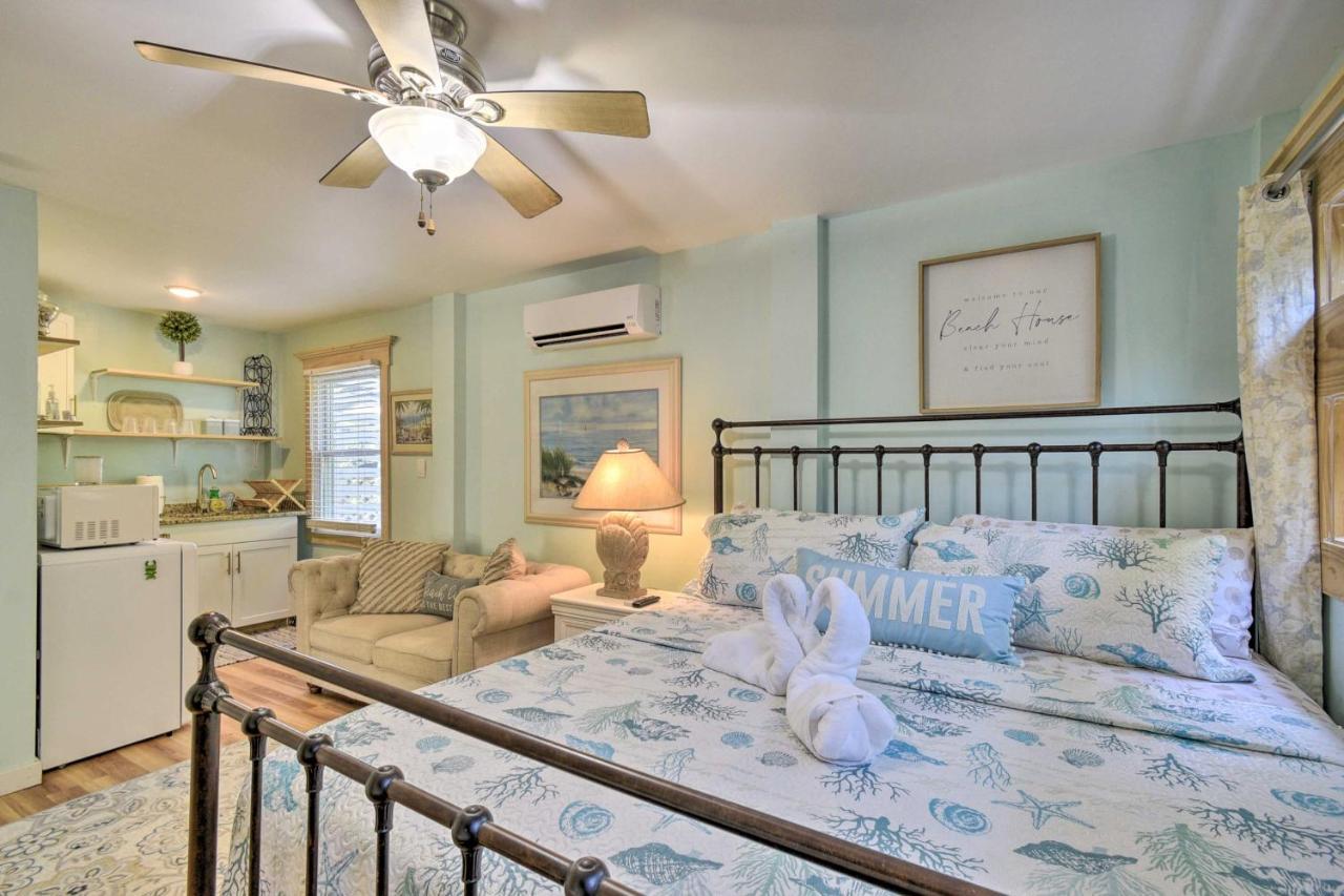 Dreamy, Coastal Studio Paradise With Hot Tub! *