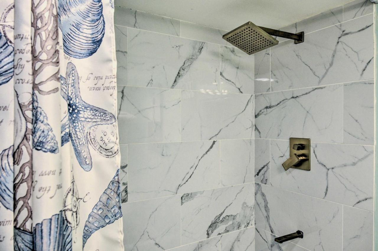 Dreamy, Coastal Studio Paradise With Hot Tub! * Nags Head