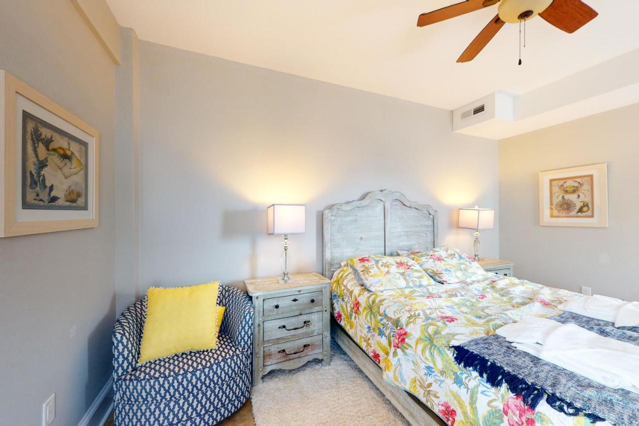 Holiday home Sweet Retreat In *