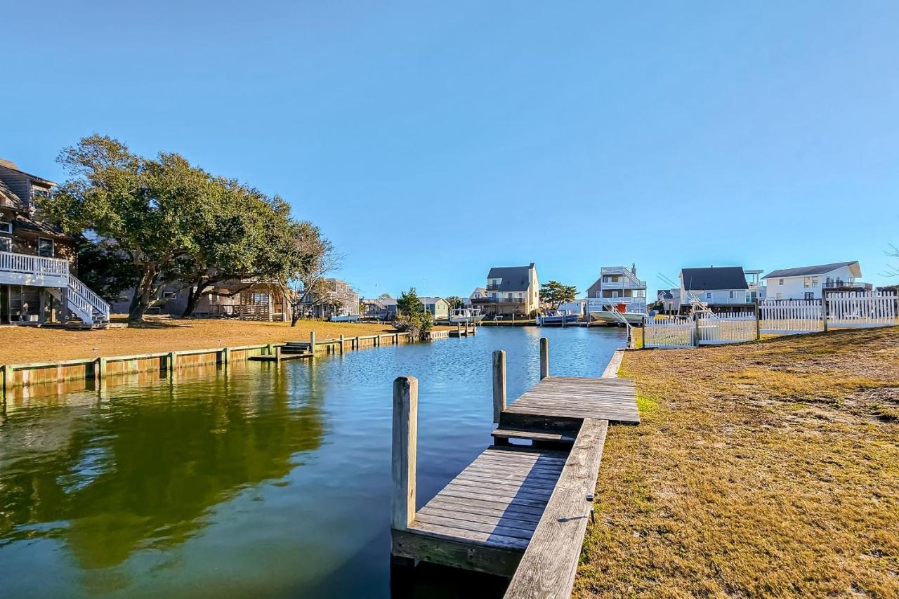 Dockside Landing