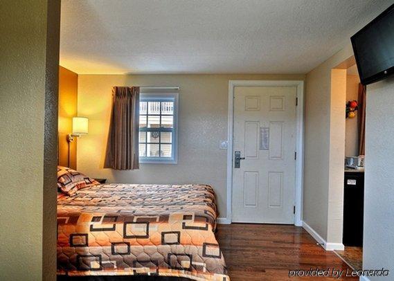 Hotel Rodeway &