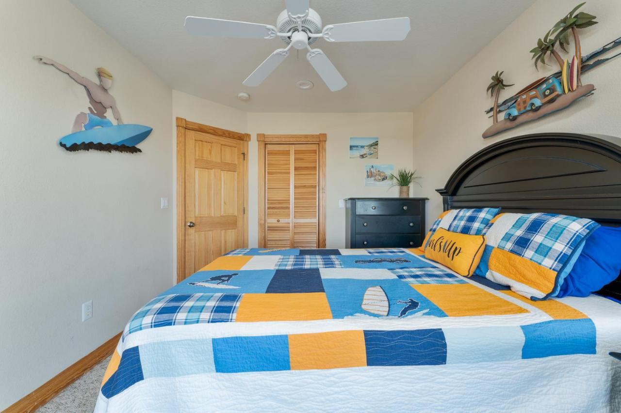 5701 - Coral Castle By Realty *