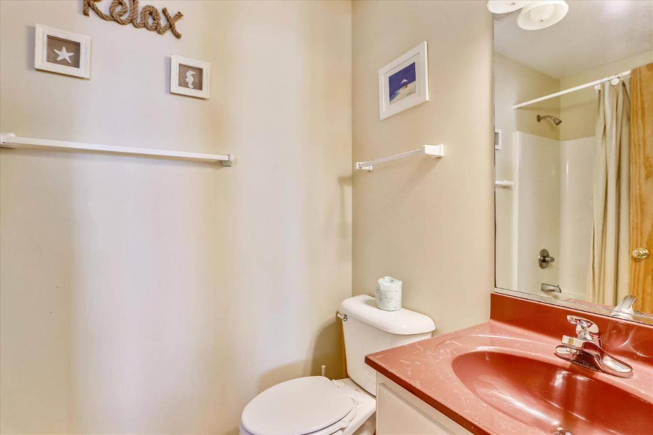 5708 - Seafari By Realty * Nags Head