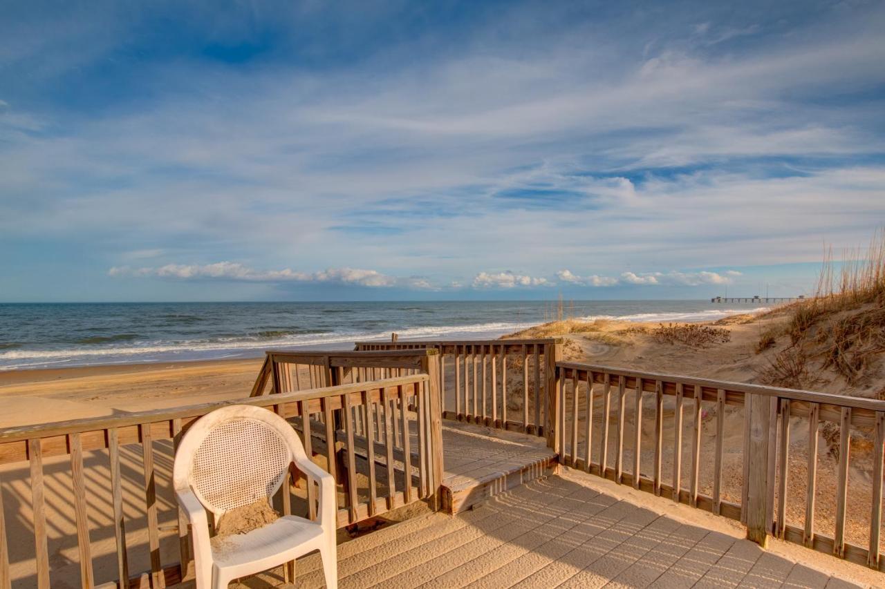 5704 - Shontee's Summer Place By Realty *