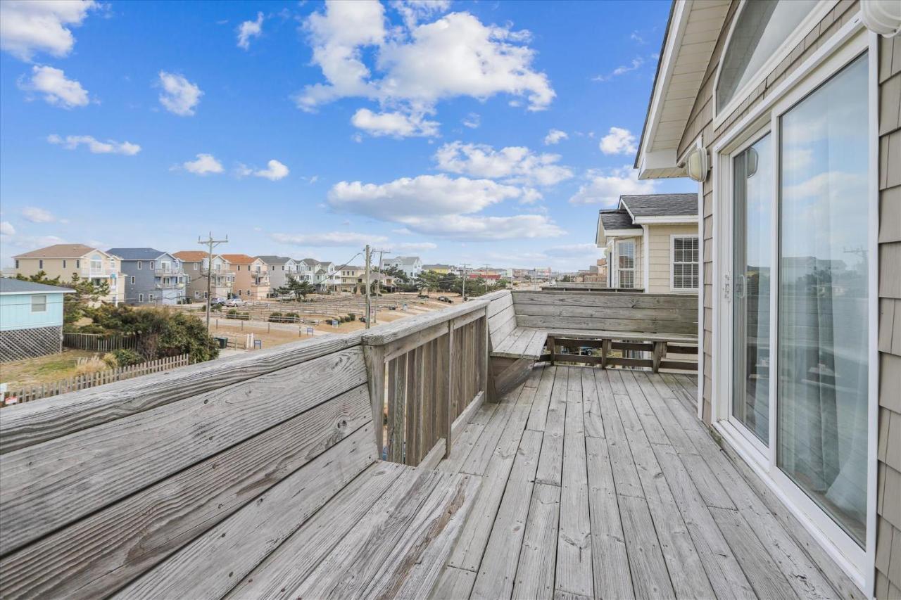 5708 - Seafari By Realty *