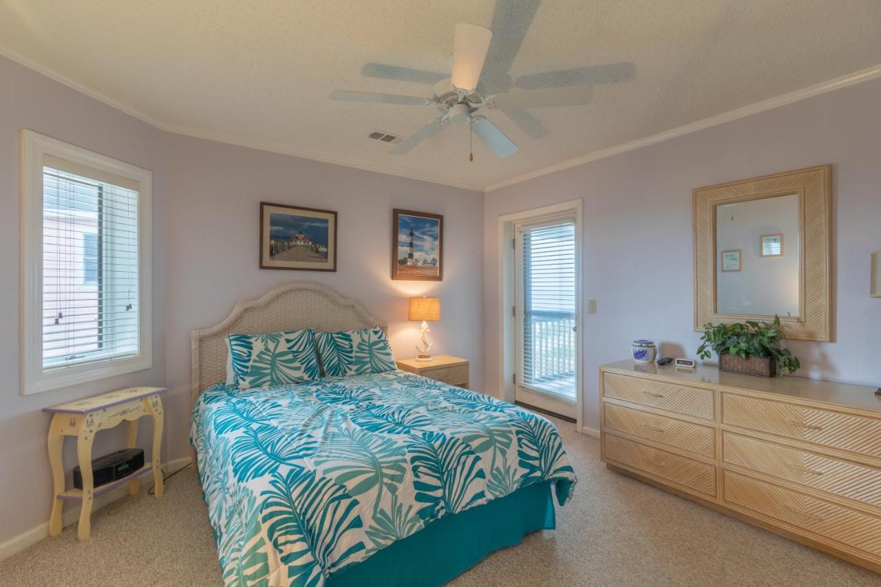 5736 - Sea Sunrise By Realty *