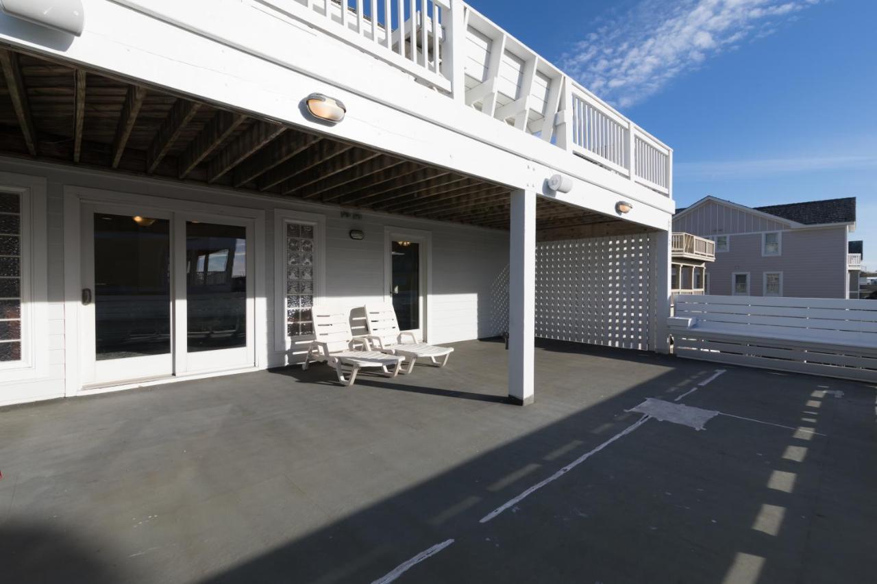 5566 - Pearl Jam By Realty * Nags Head