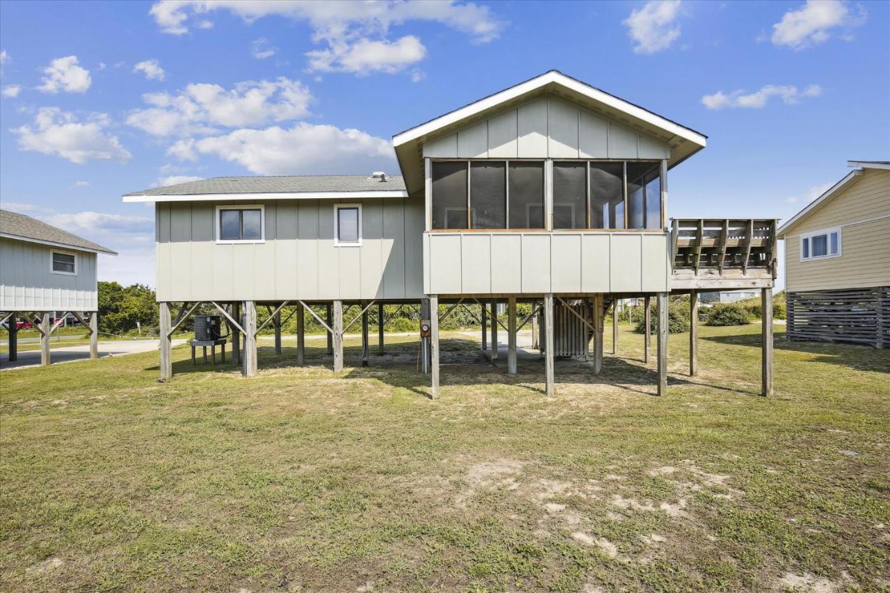 5862 - Ponton By Realty *