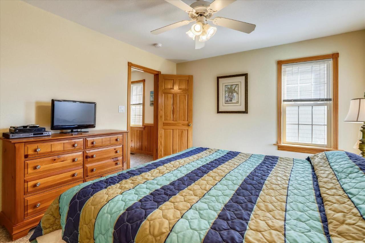 5708 - Seafari By Realty Holiday home