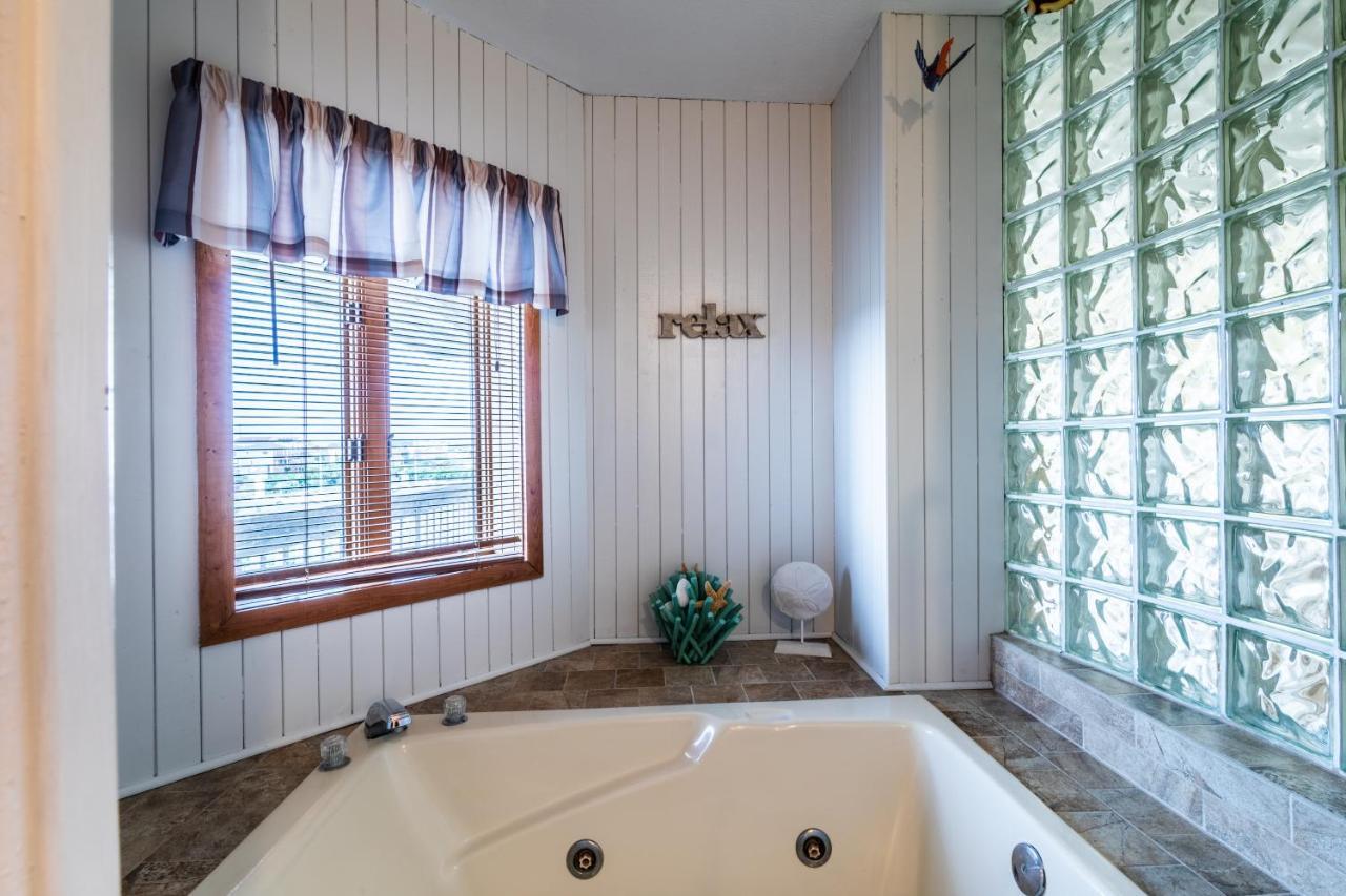 Holiday home 5736 - Sea Sunrise By Realty