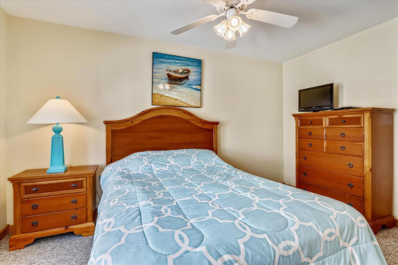 5708 - Seafari By Realty