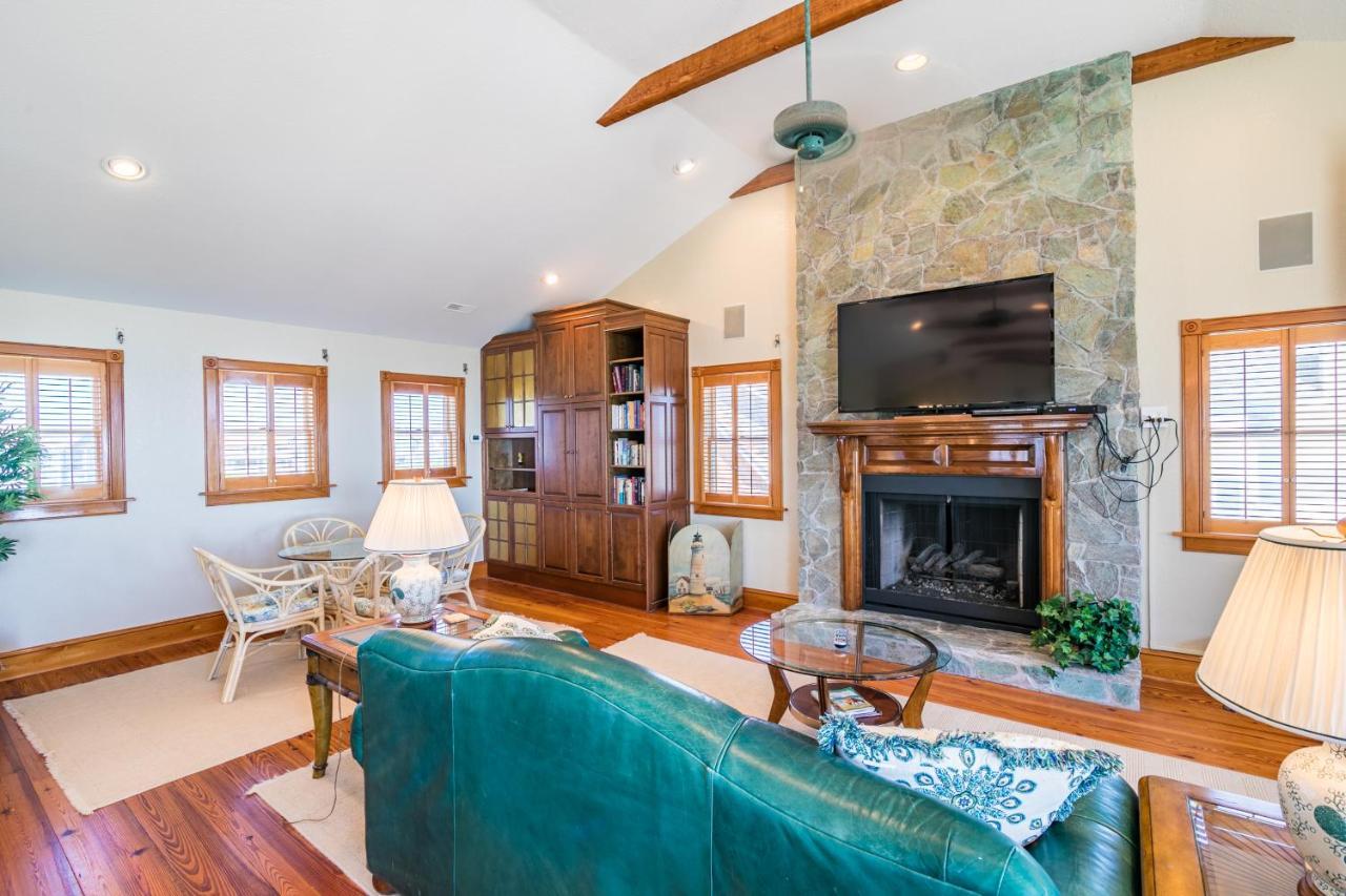 5684 - Sea Holly By Resort Realty *