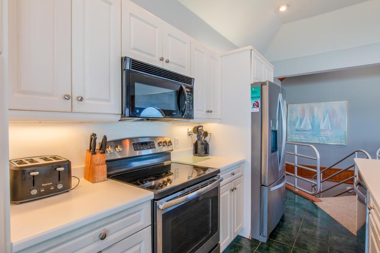 5585 - Sea Pointe 4a By Realty *