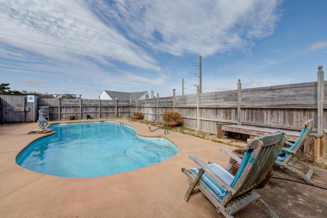 5714 - Whalebone By Realty *