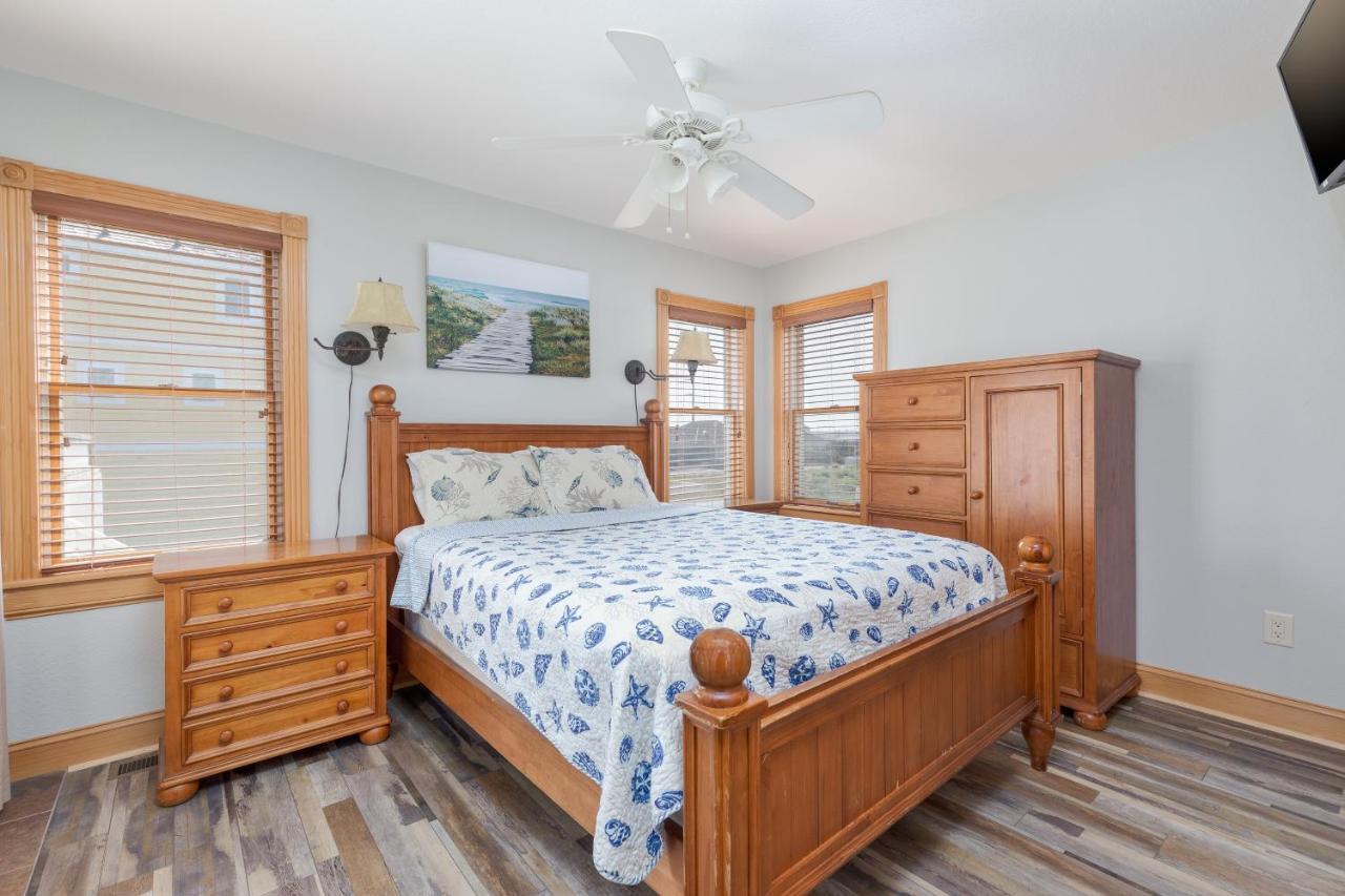 5566 - Pearl Jam By Realty *