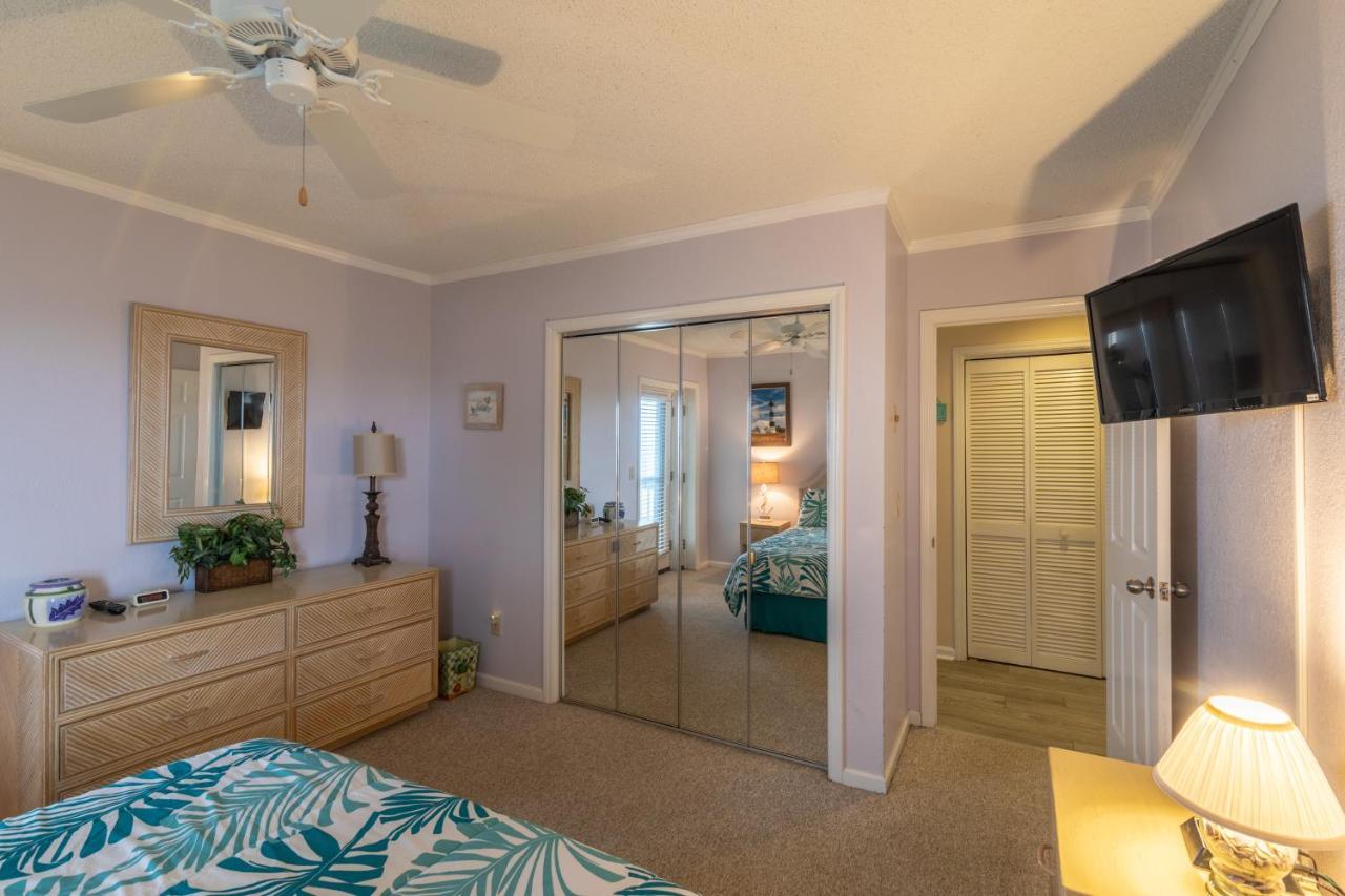 5736 - Sea Sunrise By Realty Holiday home