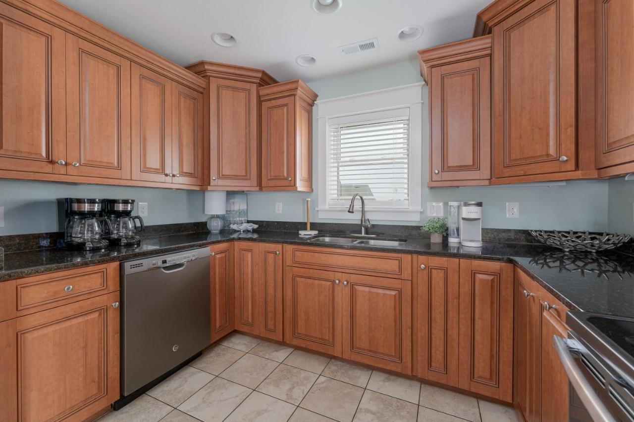 5435 - Carolina Gray By Resort Realty *