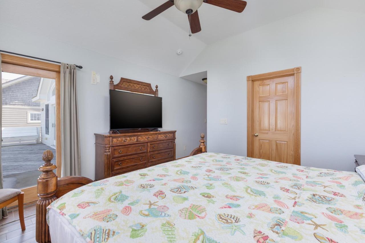 5566 - Pearl Jam By Realty Holiday home