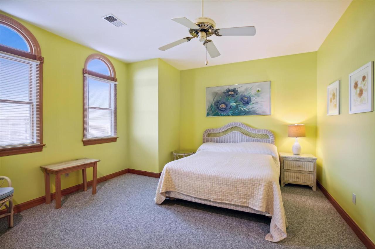 Holiday home 5579 - Sea Pointe 6a By Realty *