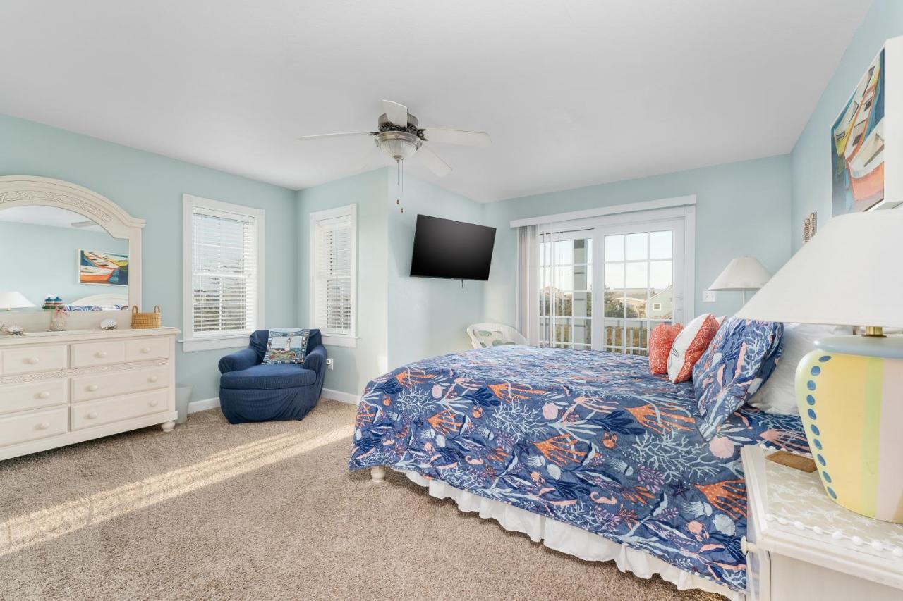 6039 - Sun Kissed By Realty *