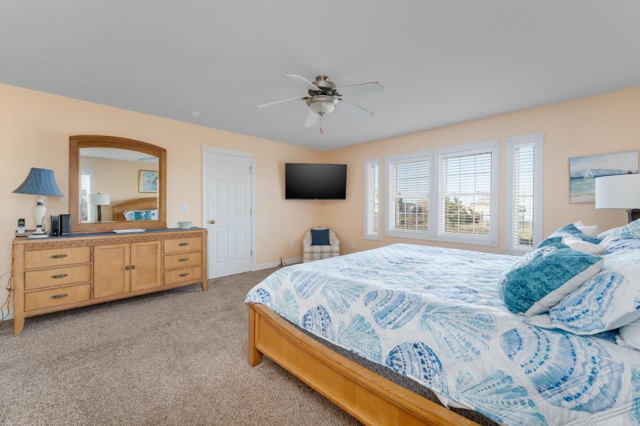6039 - Sun Kissed By Realty Holiday home *