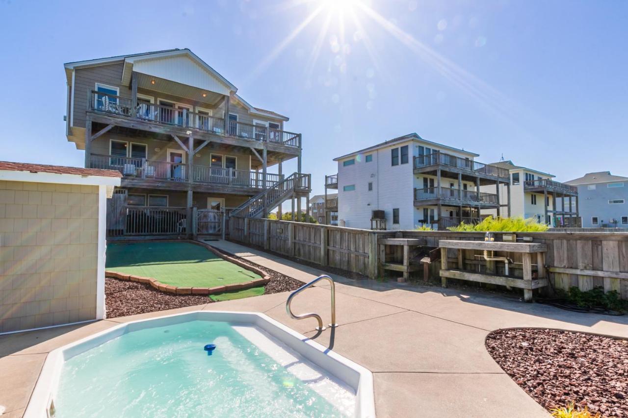 6040 - Redheaded Mermaid By Realty * Nags Head