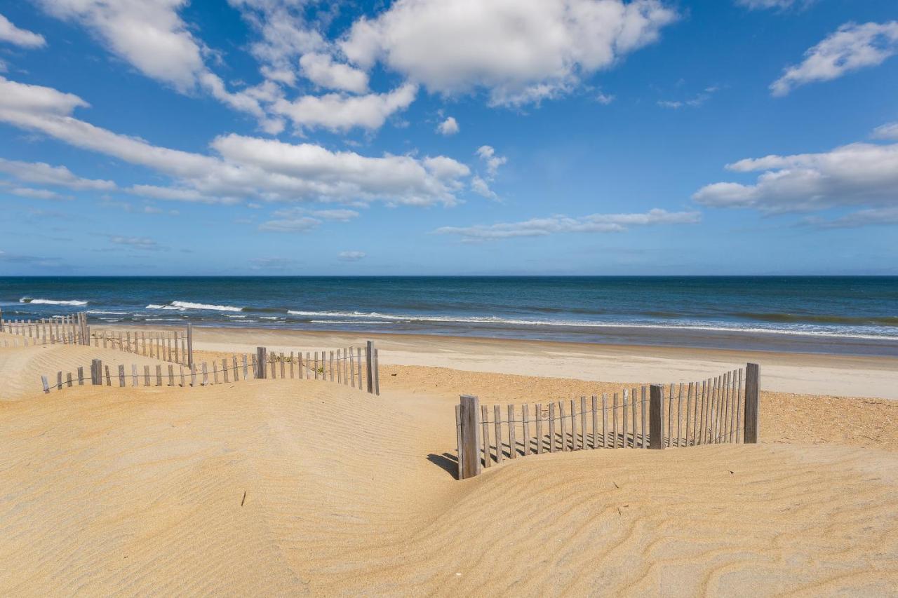 5985 - Surf House By Realty
