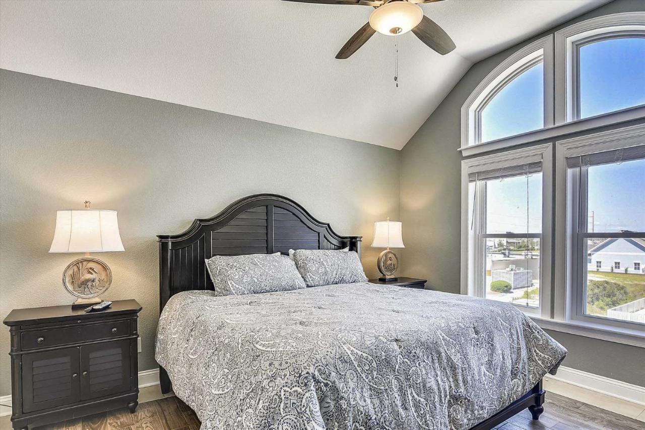 5552 - Tradewinds 1 By Realty Nags Head