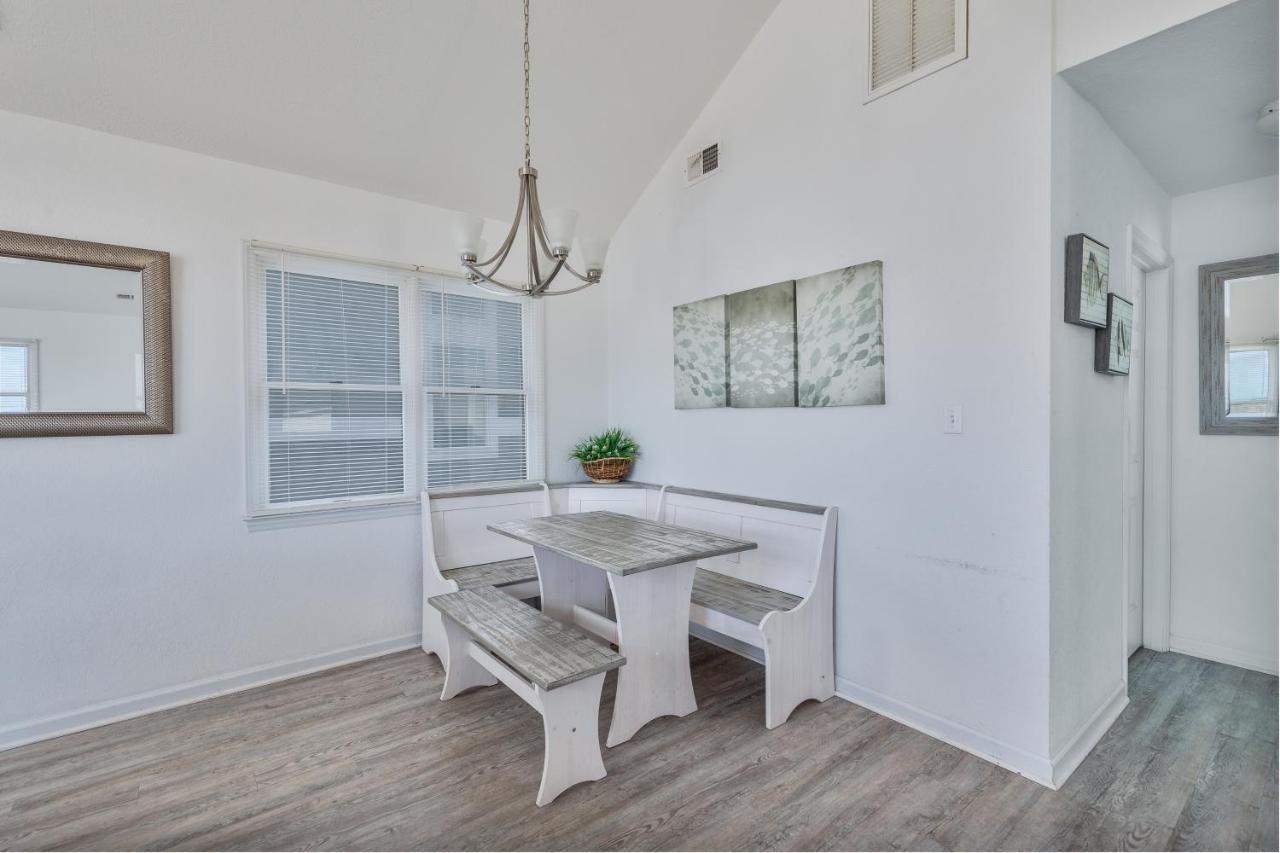 5413 - Diamond Dunes By Realty *