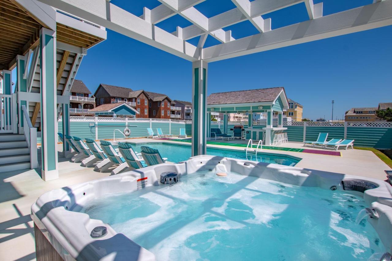 5550 - Tradewinds 2 By Realty *