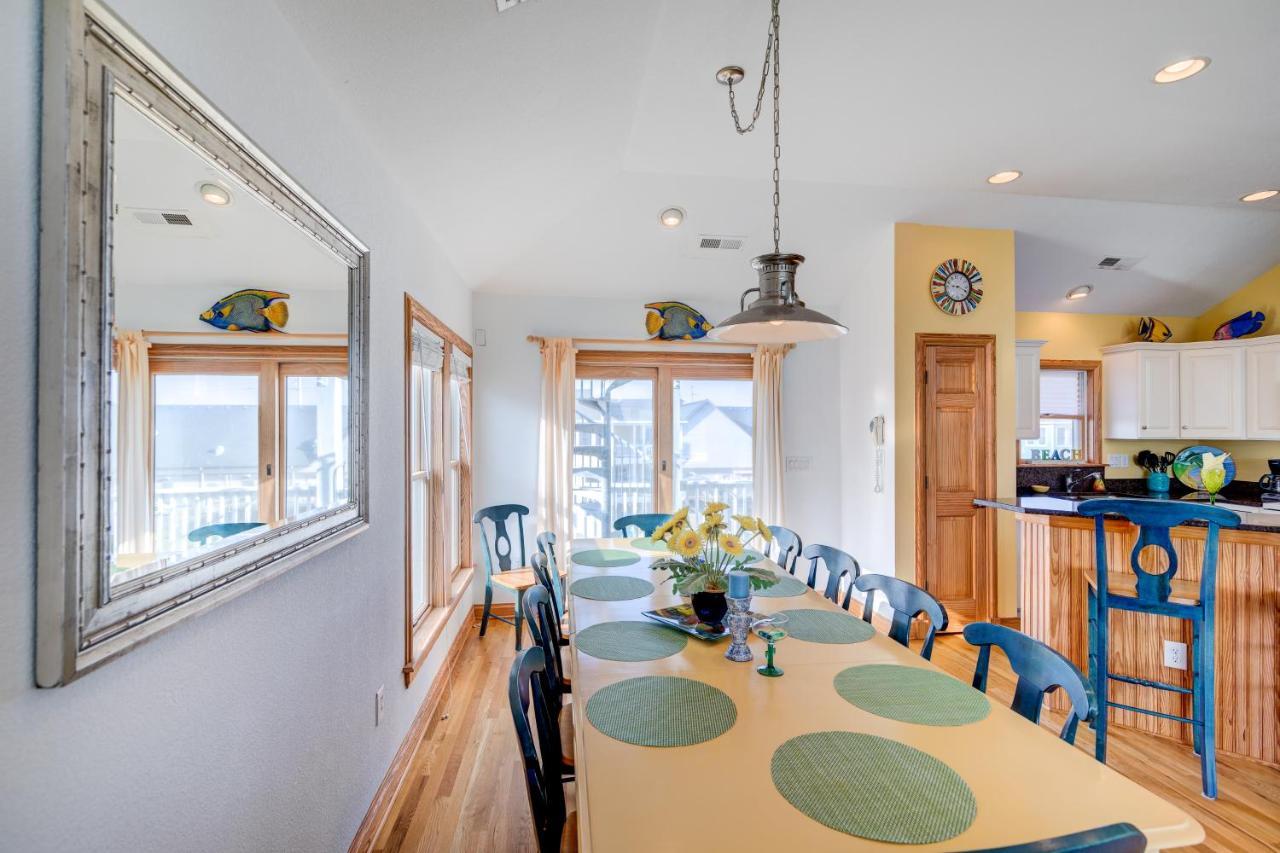 5702 - It's A Wonderful Life By Realty *
