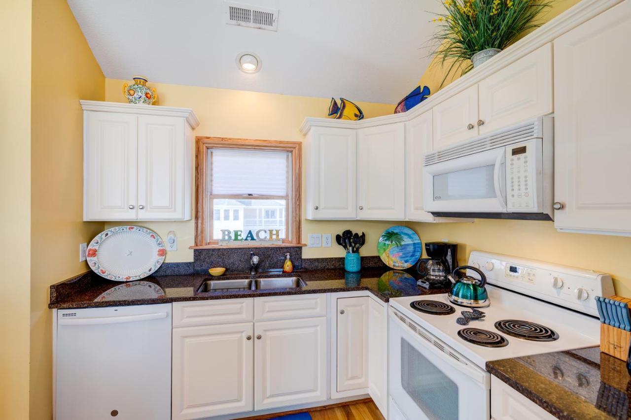 5702 - It's A Wonderful Life By Realty Nags Head