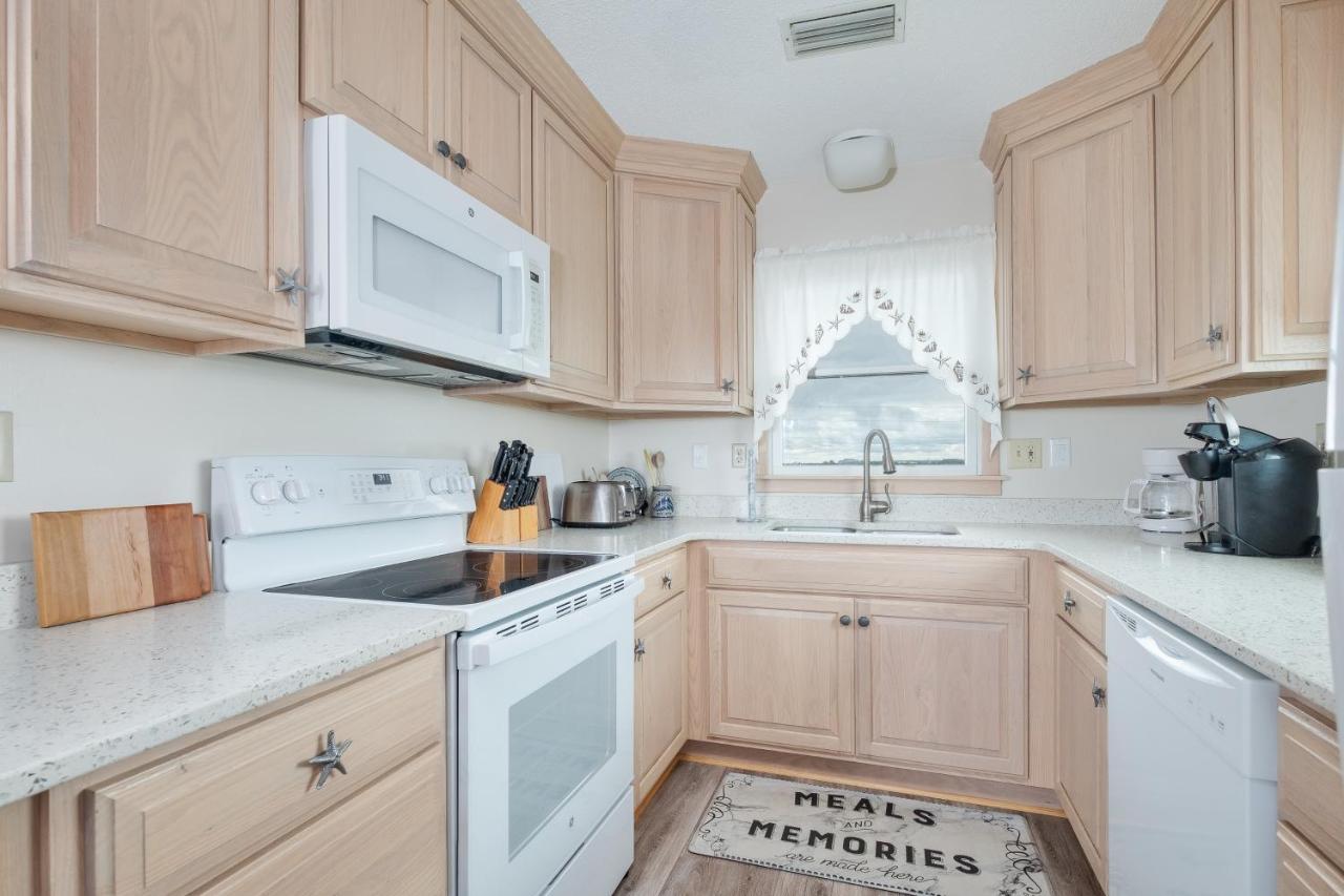 Holiday home 6085 - Golden Daze By Realty