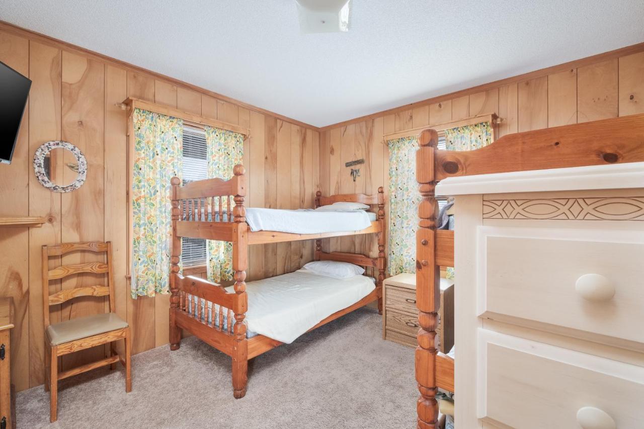 6085 - Golden Daze By Realty Holiday home