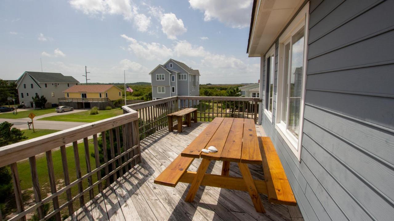Snh418, Blue Cloud- Oceanside, Ocean Views, Sun Decks, Hot Tub Holiday home Nags Head
