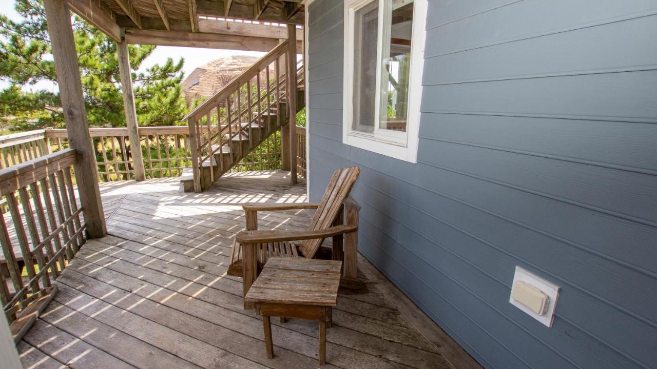 Snh418, Blue Cloud- Oceanside, Ocean Views, Sun Decks, Hot Tub Holiday home *