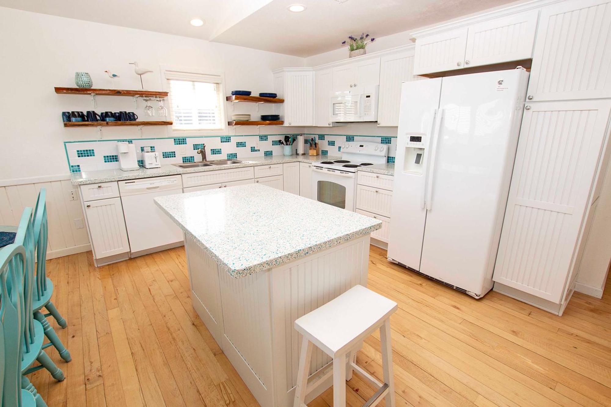 Nh301, Driftwood Dreaming- Hot Tub, Oceanside, Close To Ocean! Nags Head