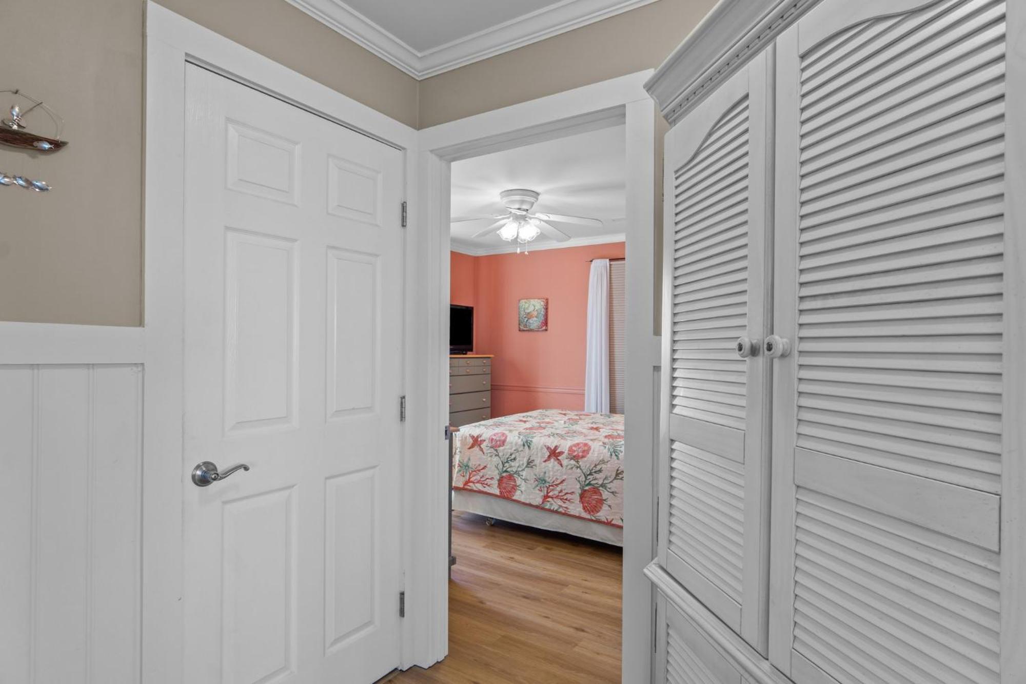 6070 - Cast Away By Realty Holiday home